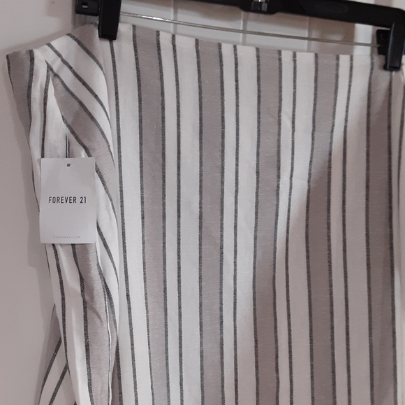 NWT, FOREVER 21, Rayon, Linen Blend,  Wrap Skirt,  Size 3X - Picture 3 of 11